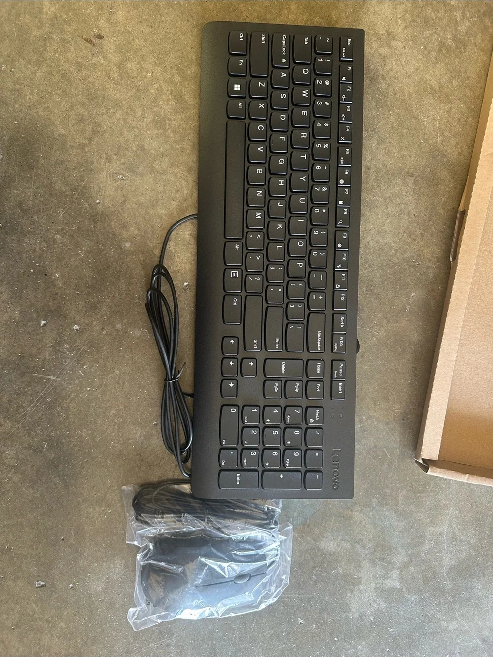 Lenovo Black Wired USB Keyboard with Matching Mouse